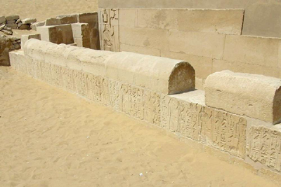 تطور مقابر الأفراد في عصر الدولة القديمة